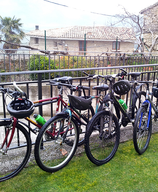 Bicicletas en casa rural basaula